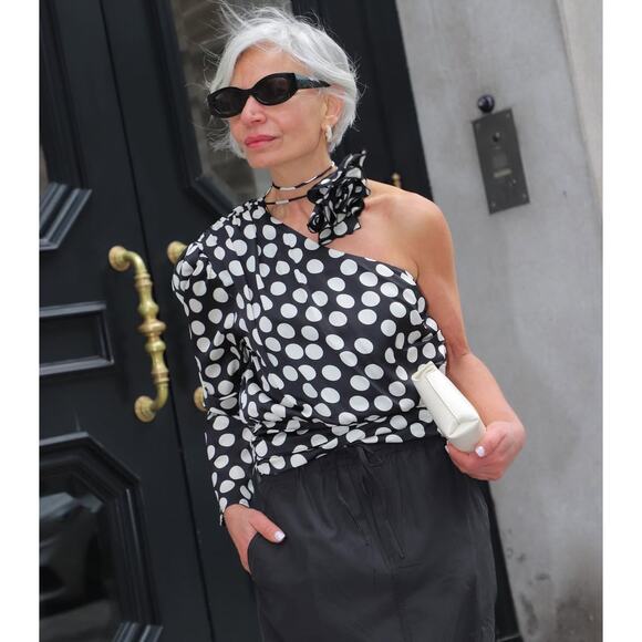 MANGO Asymmetrical Polka Dot Satin Blouse ✨🖤🤍 NWT - Picture 12 of 16